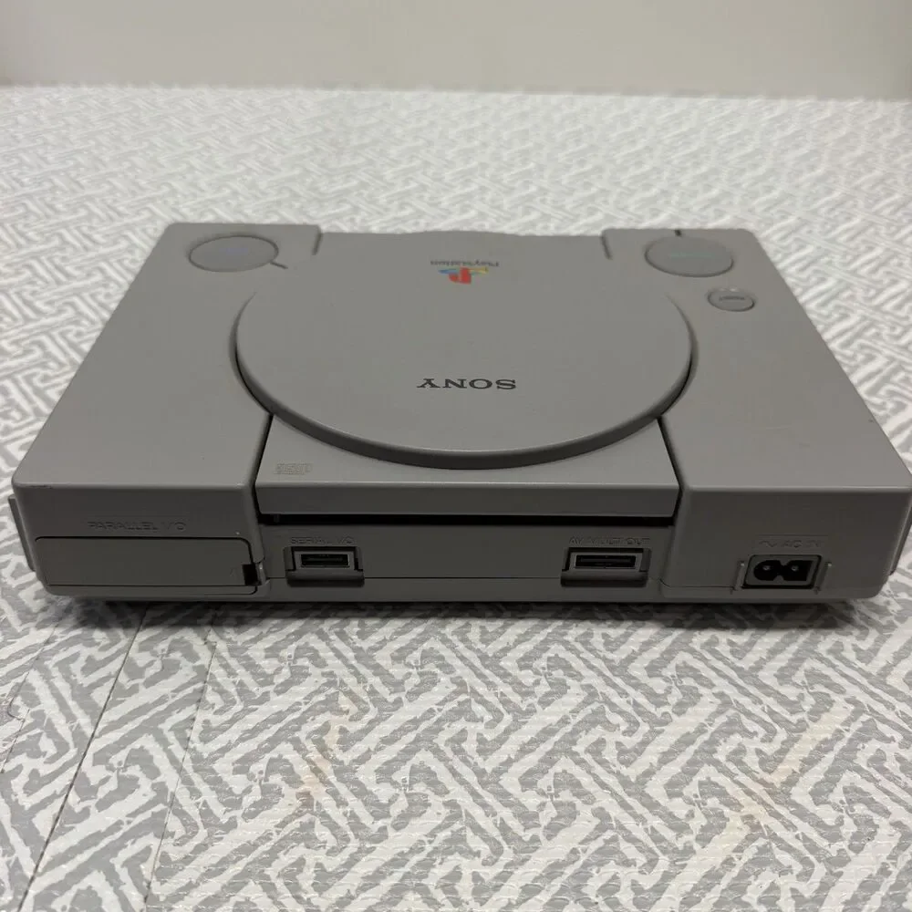 Sony PlayStation 1 PS1 Console SCPH-7501 Bundle Lot 6 Games Power Cord TESTED